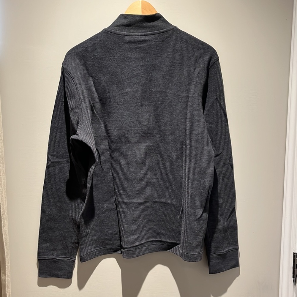 Perry Ellis sweater - Picture 2 of 5